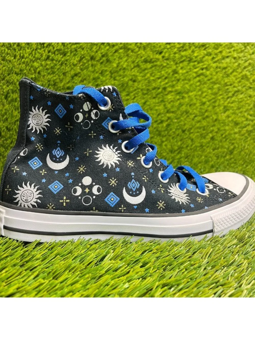 Converse Chuck Taylor All Star High Womens Size 7 Black Athletic Shoes Sneakers
